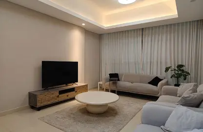 Apartment - 1 Bedroom - 2 Bathrooms for rent in Gulfa Towers - Al Rashidiya 1 - Al Rashidiya - Ajman