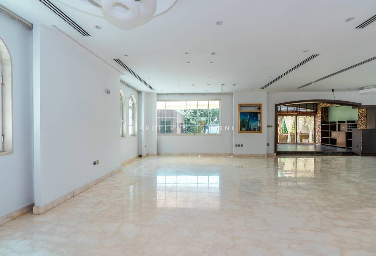 Ready to move in | Private Pool I Landscaped photo 8