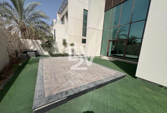 54384866 - صورة العقار 3