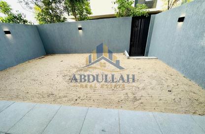 Townhouse - 4 - 5 for rent in Saro - Masaar - Tilal City - Sharjah