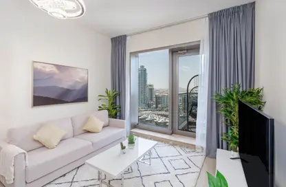 Apartment - 1 Bedroom - 2 Bathrooms for rent in Sparkle Towers - Dubai Marina - Dubai
