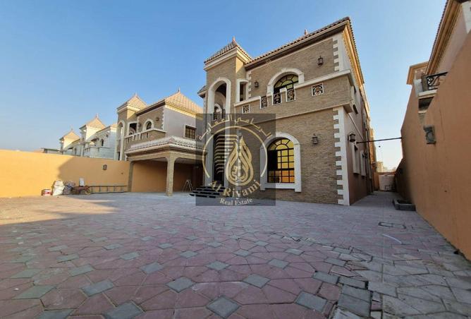 65193398 - Property Image 3