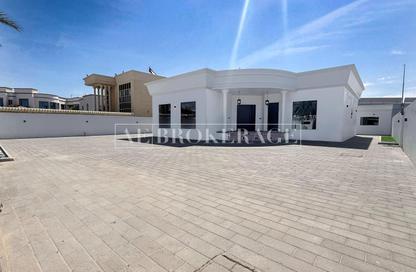 Villa - 4 Bedrooms - 4 Bathrooms for rent in Al Quoz Industrial Area 1 - Al Quoz Industrial Area - Al Quoz - Dubai Villa - 4 Bedrooms - 4 Bathrooms for rent in Al Quoz Industrial Area 1 - Al Quoz Industrial Area - Al Quoz - Dubai