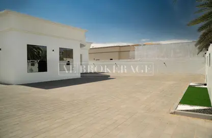 Villa - 4 Bedrooms - 4 Bathrooms for rent in Al Quoz Industrial Area 1 - Al Quoz Industrial Area - Al Quoz - Dubai