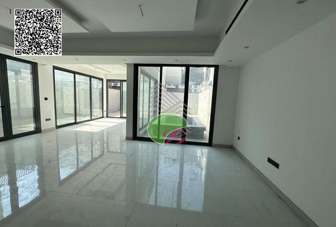 67428941 - صورة العقار 3