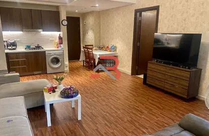 شقة - 2 غرف نوم - 3 حمامات للبيع في عزيزي برتون - الفرجان - دبي