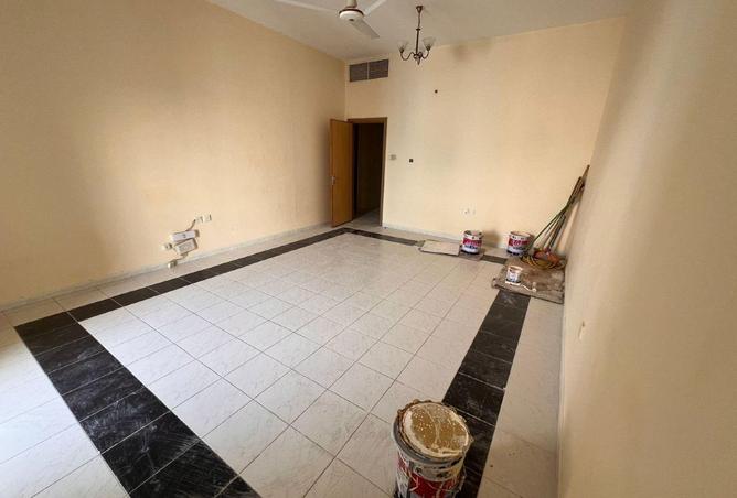 76966279 - Property Image 2