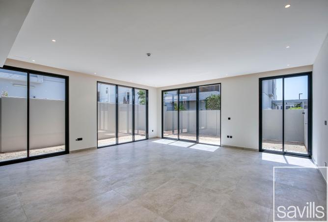 92718384 - Property Image 2