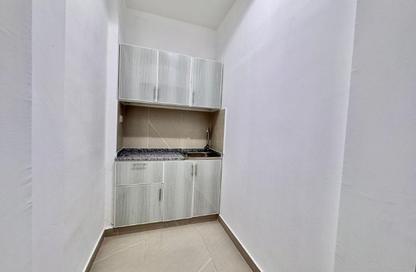 Apartment - Studio - 1 Bathroom for rent in Shakhbout City - Abu Dhabi