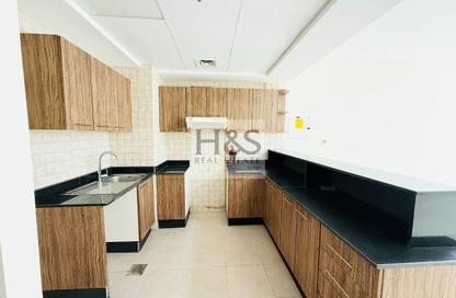 Apartment - 1 Bedroom - 2 Bathrooms for rent in Burj Al Nujoom - Downtown Dubai - Dubai