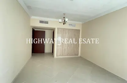 Apartment - 3 Bedrooms - 4 Bathrooms for rent in Al Sondos Tower - Al Khan Lagoon - Al Khan - Sharjah