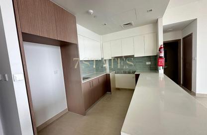 Apartment - 3 Bedrooms - 4 Bathrooms for rent in Seagate Building 4 - Seagate - Mina Rashid - Dubai