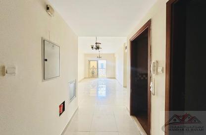 Apartment - 1 Bedroom - 2 Bathrooms for rent in Muwaileh 29 Building - Muwaileh - Sharjah