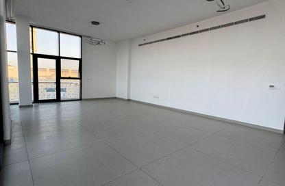 Apartment - 3 Bedrooms - 5 Bathrooms for rent in Al Mirgab - Al Heerah - Sharjah Apartment - 3 Bedrooms - 5 Bathrooms for rent in Al Mirgab - Al Heerah - Sharjah