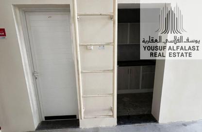 Warehouse - Studio - 2 Bathrooms for rent in Umm Al Thuoob - Umm Al Quwain