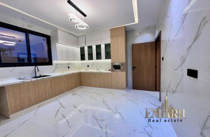 Villa - 4 - 6 for rent in Al Zaheya Gardens - Al Zahya - Ajman