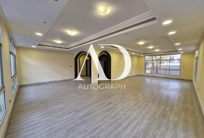 56946849 - Property Image 2