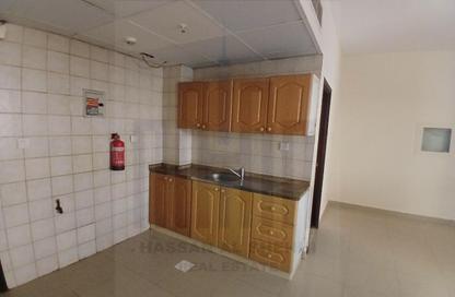Apartment - Studio - 1 Bathroom for rent in Fire Station Road - Muwaileh - Sharjah