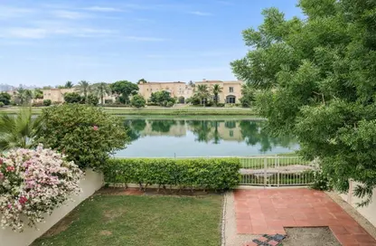 فيلا - 3 غرف نوم - 4 حمامات للبيع في الينابيع 5 - الينابيع - دبي