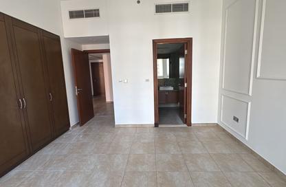 Apartment - 2 - 3 for rent in Marina Residences 6 - Marina Residences - Palm Jumeirah - Dubai