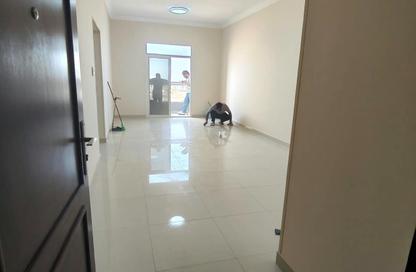 Apartment - 2 - 2 for rent in Al Jurf 3 - Al Jurf - Ajman Downtown - Ajman