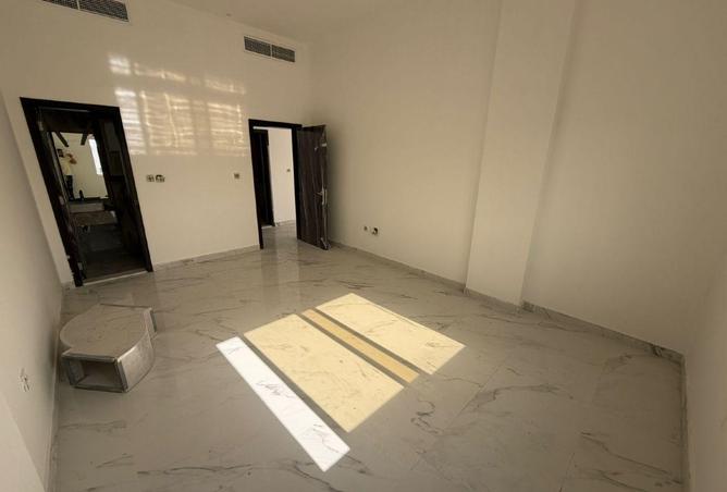 16109900 - Property Image 3