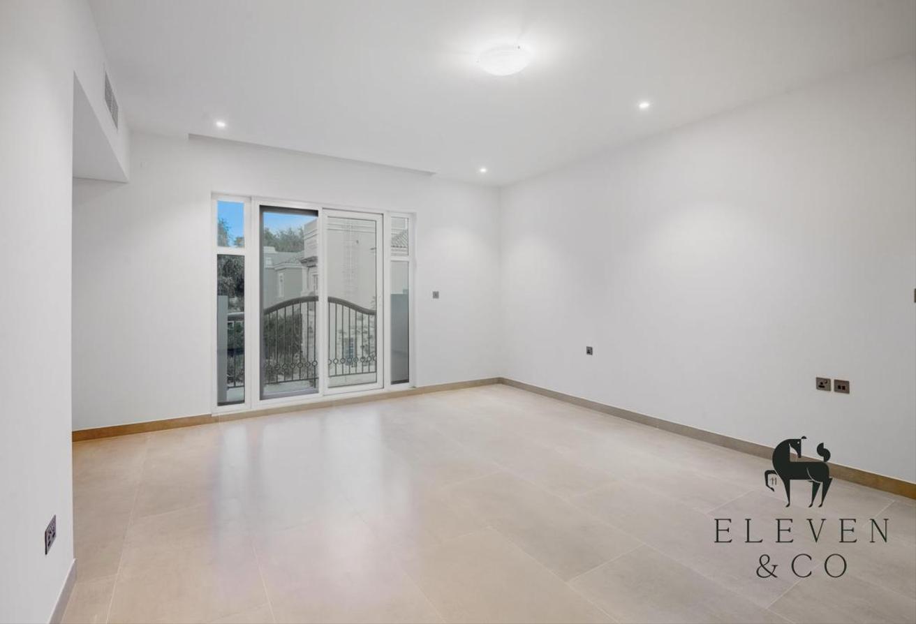 UPGRADED | LARGE PLOT | 5 BEDROOMS photo 6