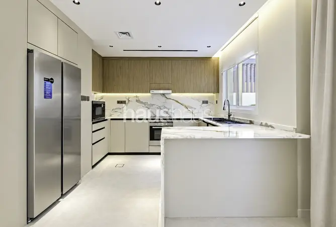 161426407 - Property Image 2
