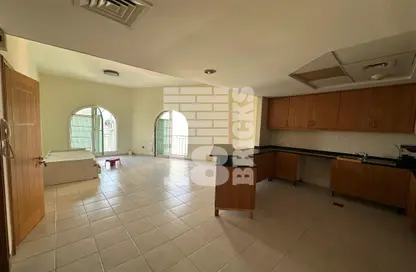 شقة - غرفة نوم - 2 حمامات للبيع في المبنى 206 - طراز مغولي - ديسكفري جاردنز - دبي