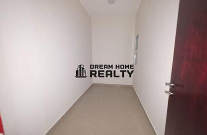Apartment - 2 Bedrooms - 3 Bathrooms for rent in Manazil Tower 2 - Al Taawun Street - Al Taawun - Sharjah