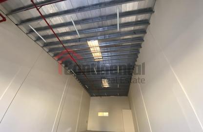 Warehouse - Studio - 1 for rent in Al Sajaa Industrial - Al Sajaa - Sharjah