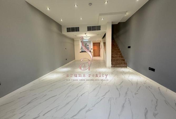 65154337 - Property Image 3