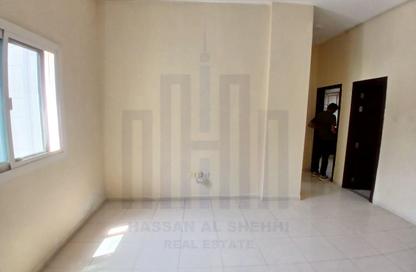 Apartment - 2 - 2 for rent in Fire Station Road - Muwaileh - Sharjah