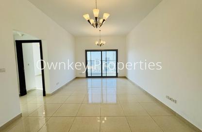 Apartment - 2 - 2 for rent in Al Abeir Tower - District 17 - Jumeirah Village Circle - Dubai