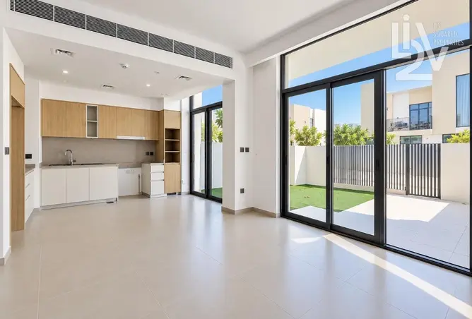 166528889 - Property Image 2