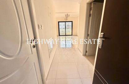 Apartment - 1 - 2 for rent in Muwaileh 29 Building - Muwaileh - Sharjah
