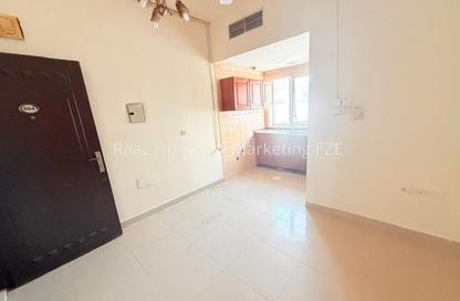 Apartment - Studio - 1 for rent in Al Nabba - Sharjah