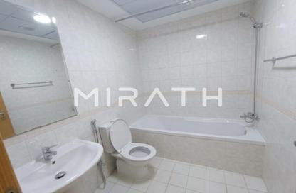 Apartment - 1 - 2 for rent in Abdul Rahim Mohd Al Zarooni Building - Al Mankhool - Bur Dubai - Dubai