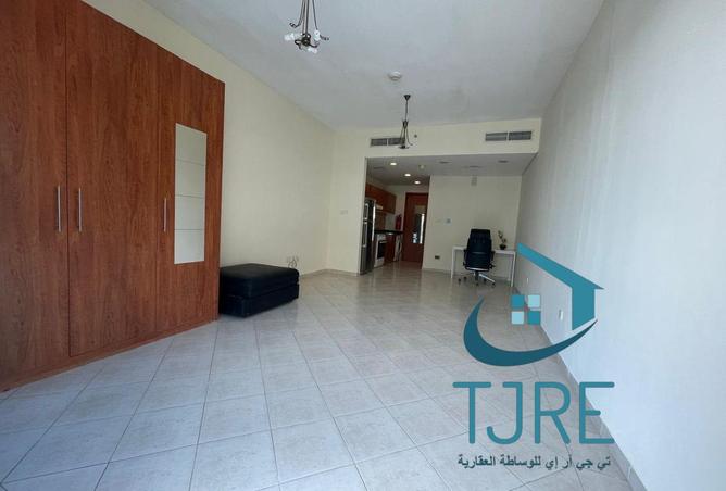 High Floor | Lowest Price | Well Maintained photo 3