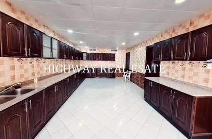 Villa - 5 - 7 for rent in Al Suyoh 1 - Al Suyoh - Sharjah