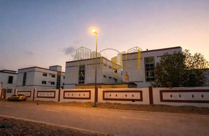 Labor Camp - Studio - 7+ Bathrooms for rent in Al Hayl - Fujairah Labor Camp - Studio - 7+ Bathrooms for rent in Al Hayl - Fujairah