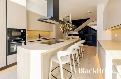 Villa - 4 Bedrooms - 5 Bathrooms for rent in Ixora - Al Barari - Dubai