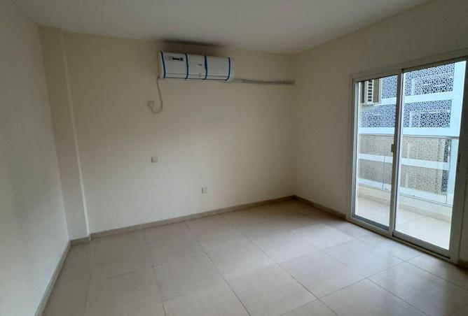 80717710 - Property Main Image