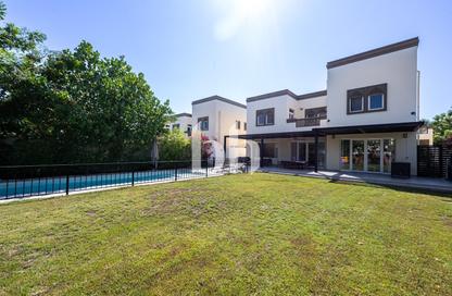 Villa - 3 Bedrooms - 4 Bathrooms for sale in Regional Small - Regional - Jumeirah Park - Dubai Villa - 3 Bedrooms - 4 Bathrooms for sale in Regional Small - Regional - Jumeirah Park - Dubai