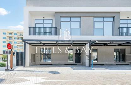 Villa - 5 - 6 for rent in 180 Degrees Villas - Liwan - Dubai