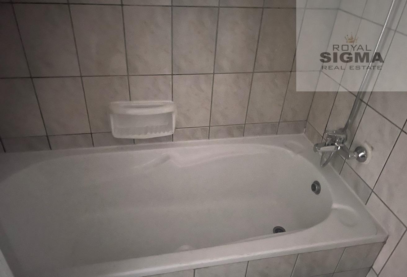 Studio Apartment in Bur Dubai, 393 Sqft photo 7