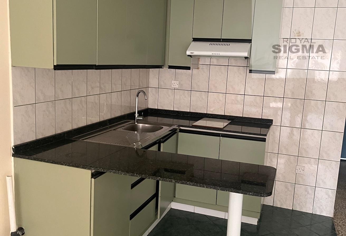 Studio Apartment in Bur Dubai, 393 Sqft photo 8