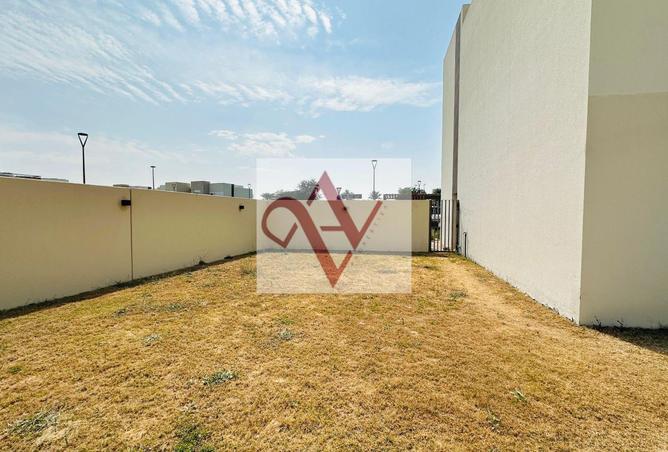 83227395 - Property Main Image