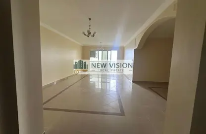 شقة - 3 غرف نوم - 5 حمامات للايجار في المجاز 2 - المجاز - الشارقة