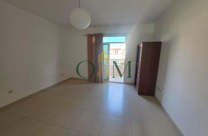 Apartment - Studio - 1 for rent in Waterfall District - Al Ghadeer - Abu Dhabi
